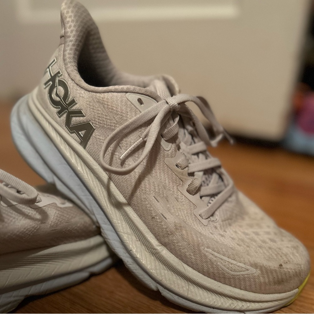 Women’s Hoka Clifton 9 in Nimbus Cloud / Ice Water 7B